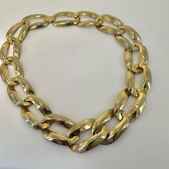 Gold tone link necklace - Picture 3 of 7